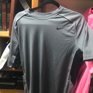 NIKE DRI-FIT Grey workout men’s large tee shirt